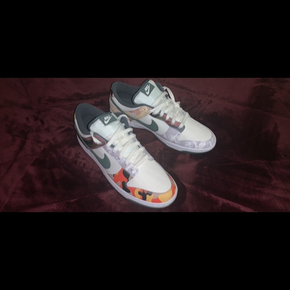 Brand new Nike Dunk SE Sail Multi Camo never worn - Picture 3 of 3